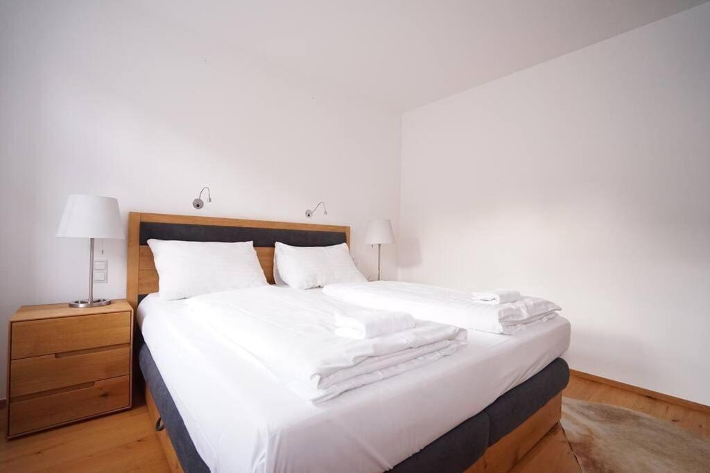 Apartmán Authentic Austrian Flat In The South Of Vienna Modling Exteriér fotografie