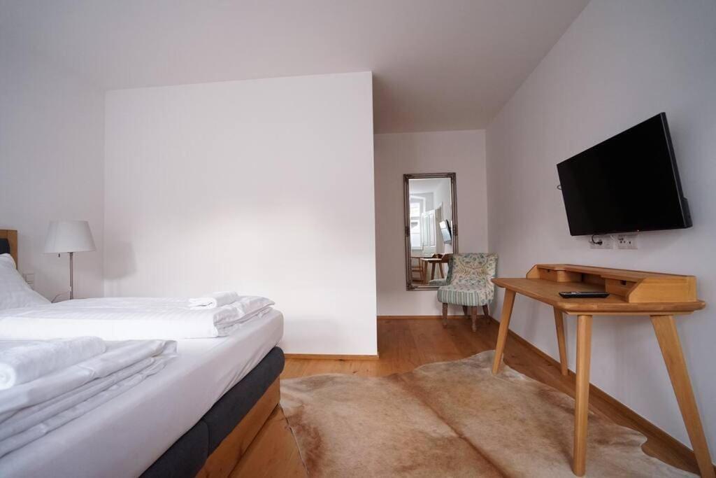 Apartmán Authentic Austrian Flat In The South Of Vienna Modling Exteriér fotografie