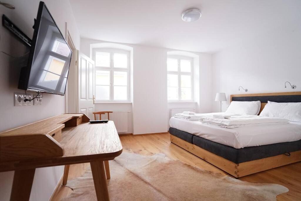 Apartmán Authentic Austrian Flat In The South Of Vienna Modling Exteriér fotografie